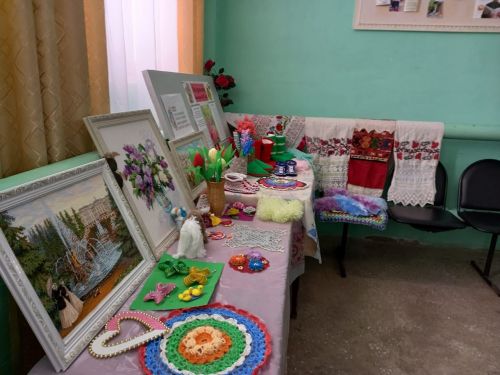 В Канаше жители встретились с талантливыми поэтами района