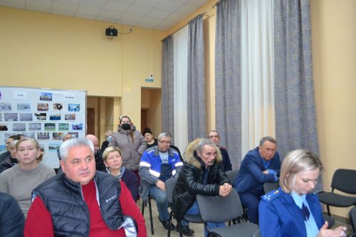 Вопрос ремонта школы задел печищинцев за живое