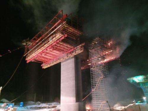 На строительстве моста новой трассы М-12 произошел пожар