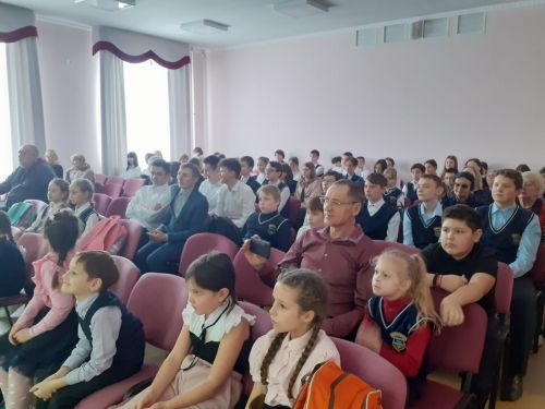 В Верхнем Услоне выступили ведущие артисты Татарстана