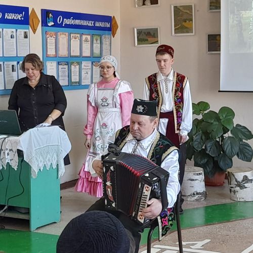 Татар халкының энҗеләре. Татар халык йолалары.
