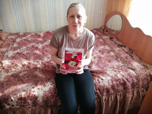 Соцработники поздравили своих подопечных с наступающим 8 марта