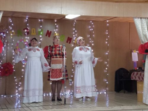 В Ямбулатове сельчанкам подарили «Букет из самых нежных слов»
