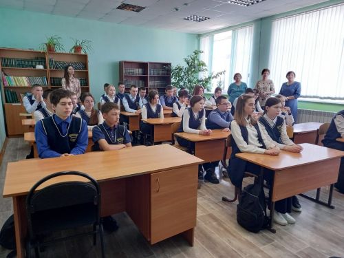 В Макуловской школе встретили мобилизованного на СВО земляка