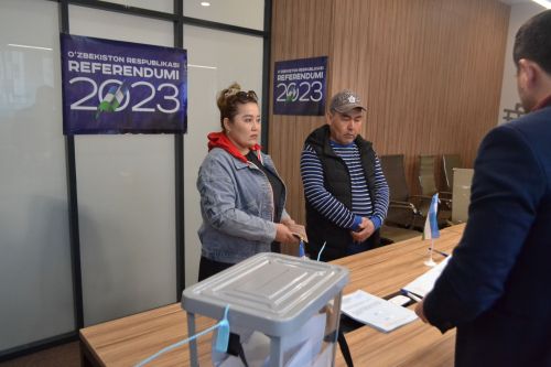 Граждане Узбекистана, проживающие в Верхнеуслонском районе, участвуют в референдуме