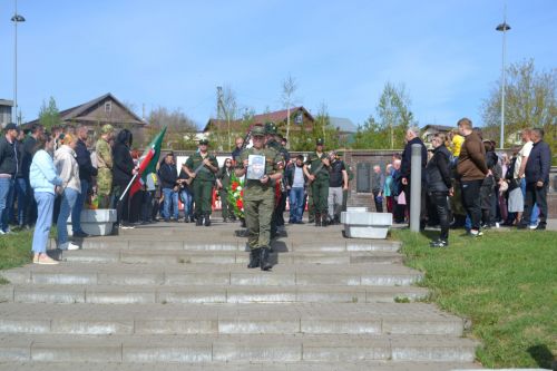 В Верхнеуслонском районе простились с сержантом Татьянкиным
