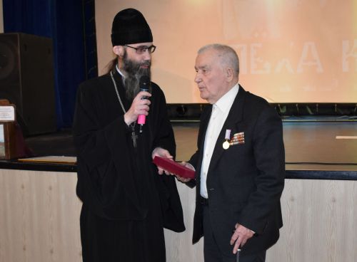 Анатолий Бакуркин: «Мама, я твою мечту исполнил»