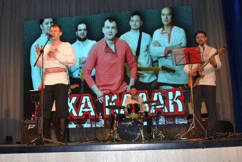 «ЛЕХА-КАЗАК» выступил на сцене Верхнеуслонского Дома культуры