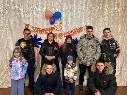 В Коргузе молодежь пела песни военных лет