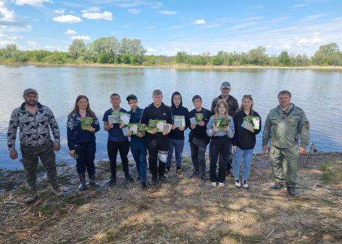 В Верхнеуслонском районе на Свияге установили новые места для нерестилищ
