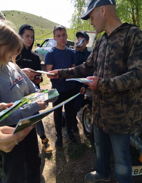 В Верхнеуслонском районе на Свияге установили новые места для нерестилищ