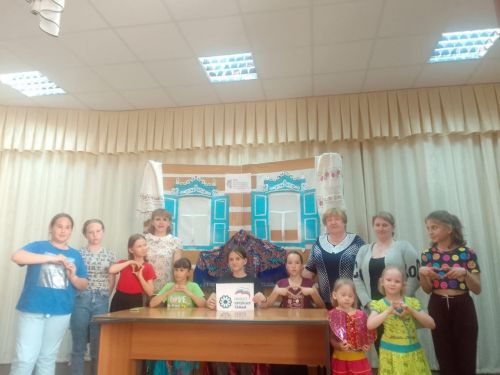 В Макулове провели семейную встречу у самовара