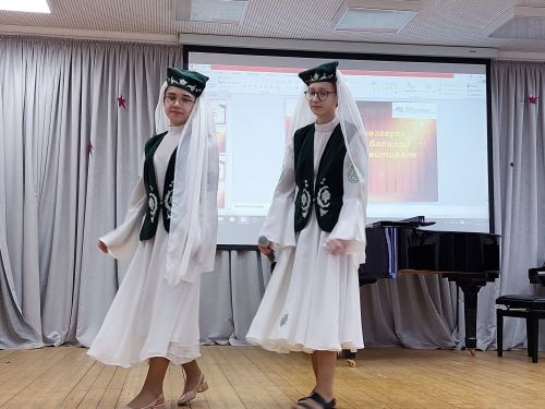 В Верхнем Услоне прошел Фестиваль детских театральных коллективов на татарском языке «Сәхнә көзгесе»
