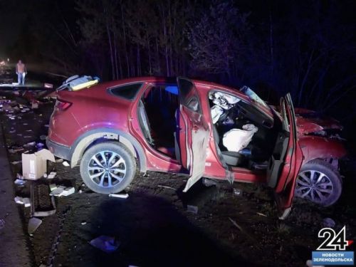 В Татарстане в ДТП с тремя машинами два человека погибли, двое детей в больнице
