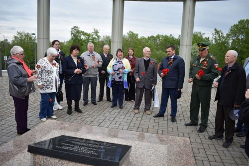 В Парке Героев в Верхнем Услоне прошел торжественный митинг