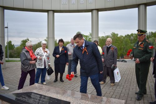 В Парке Героев в Верхнем Услоне прошел торжественный митинг