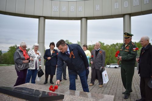 В Парке Героев в Верхнем Услоне прошел торжественный митинг