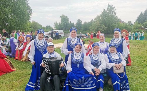 «Коргузинские девчата» покорили сердца зрителей на фестивале Каравон