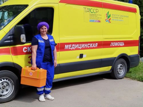 Верхнеуслонские медики нашли и помогли женщине, потерявшейся в лесу