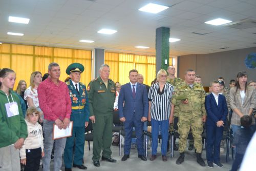 В Верхнем Услоне вручили ордена Мужества родным, погибших в зоне СВО…. посмертно