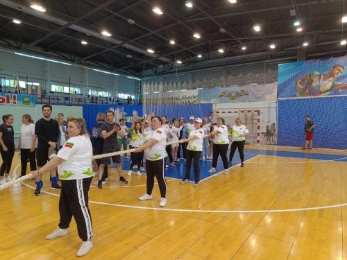 Медицина хезмәткәрләре арасында республика спартакиадасы узды