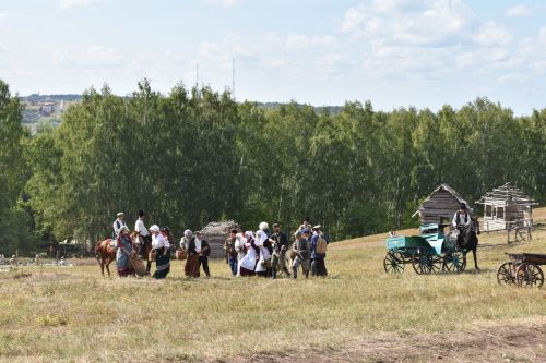 В Верхнем Услоне прошел юбилейный военно-исторический фестиваль «Рождение легендарной и непобедимой»