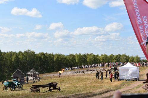 В Верхнем Услоне прошел юбилейный военно-исторический фестиваль «Рождение легендарной и непобедимой»