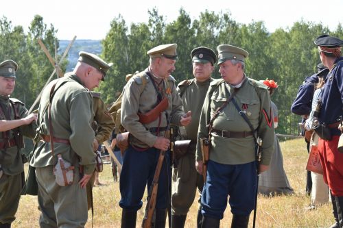 В Верхнем Услоне прошел юбилейный военно-исторический фестиваль «Рождение легендарной и непобедимой»
