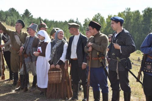 В Верхнем Услоне прошел юбилейный военно-исторический фестиваль «Рождение легендарной и непобедимой»