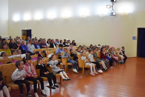 В Верхнем Услоне прошла благотворительная акция «Помоги собраться в школу»