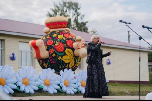 На Дне села в Набережных Морквашах для гостей приготовили праздничный белеш