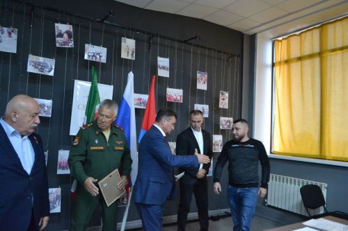 Герой России Геворк Исаханян провел Урок мужества в Верхнеуслонской гимназии и посетил Музей памяти