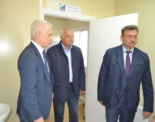 В Маматкозине открыли новый модульный фельдшерско-акушерский пункт