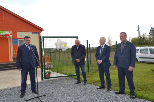 В Маматкозине открыли новый модульный фельдшерско-акушерский пункт