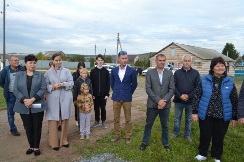 В Маматкозине открыли новый модульный фельдшерско-акушерский пункт