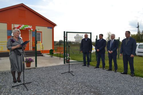 В Маматкозине открыли новый модульный фельдшерско-акушерский пункт