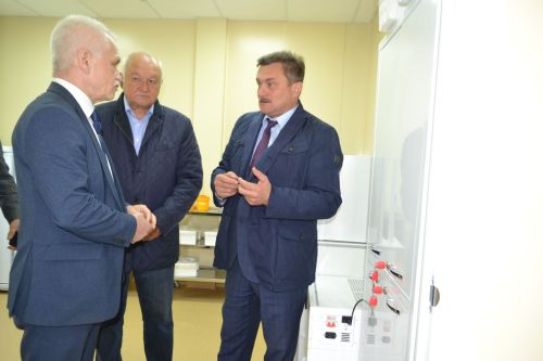 В Маматкозине открыли новый модульный фельдшерско-акушерский пункт