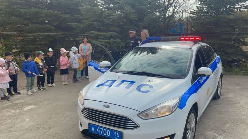 Госавтоинспекция пришла в гости к воспитанникам детских садов