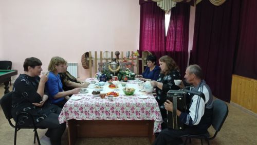 В Кильдееве прошли фольклорные посиделки