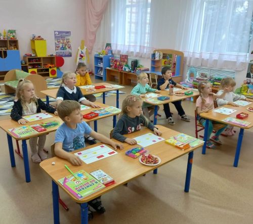 Макуловскому детскому саду в этом году исполнилось 42 года