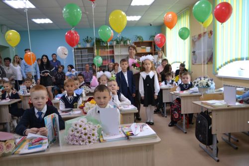 День знаний в Верхнеуслонской гимназии имени Героя Советского Союза Набиуллы Зиннурова (фоторепортаж)