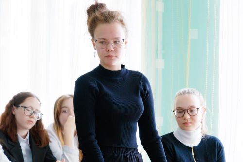Район башлыгы мәктәптә дәрес үткәрде