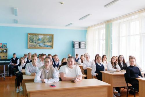 Район башлыгы мәктәптә дәрес үткәрде