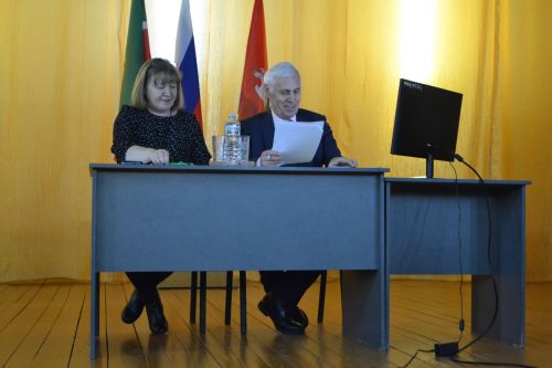 В Большемеминском поселении один фонарь уличного освещения обходится в 1300 рублей