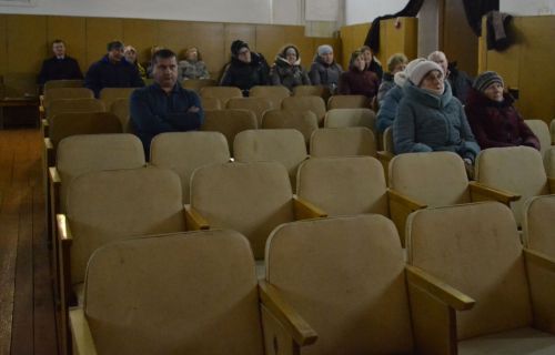В Большемеминском поселении один фонарь уличного освещения обходится в 1300 рублей