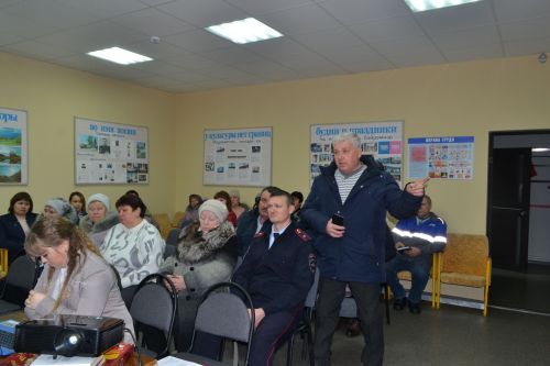Прошедший год запомнился маматкозинцам открытием модульного ФАП и сквера, посвященного памяти Героя-земляка Набиуллы Зиннурова