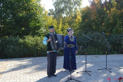 В Верхнем Услоне пожилых людей пригласили в советскую столовую