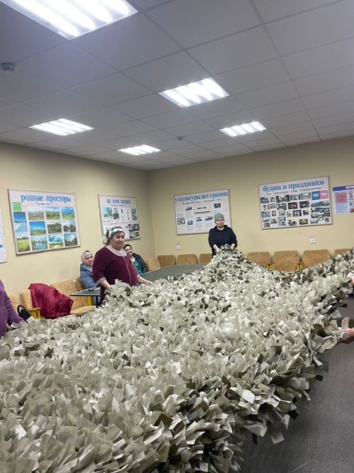 Мәмәтхуҗада үзебезнекеләр өчен челтәрләр үрделәр