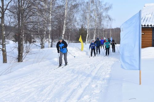 В Верхнем Услоне вышли на «Лыжню России»