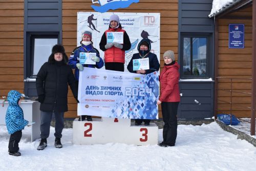 В Верхнем Услоне вышли на «Лыжню России»